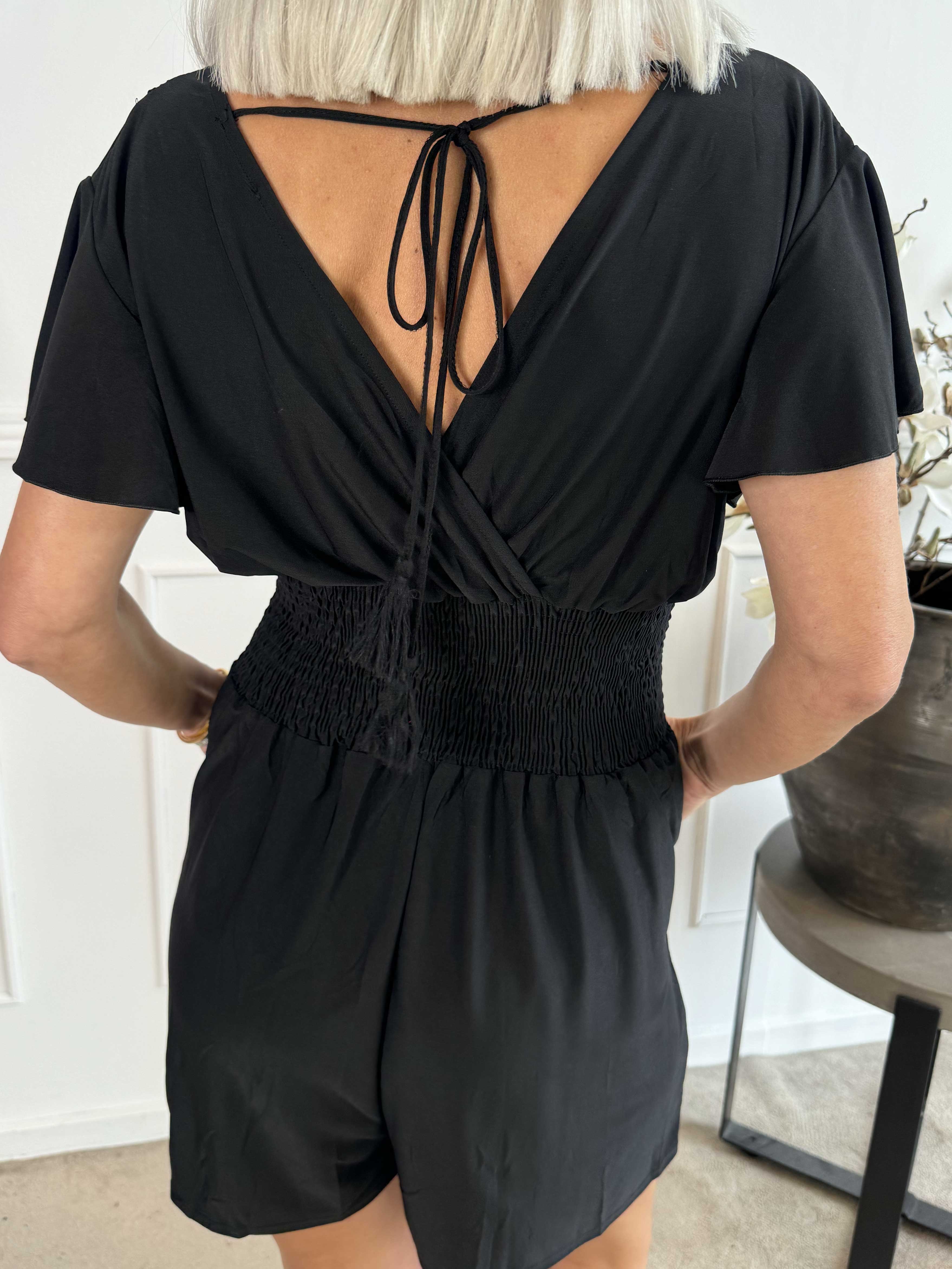 Pams Plain Playsuit - Elastisk playsuit med fickor